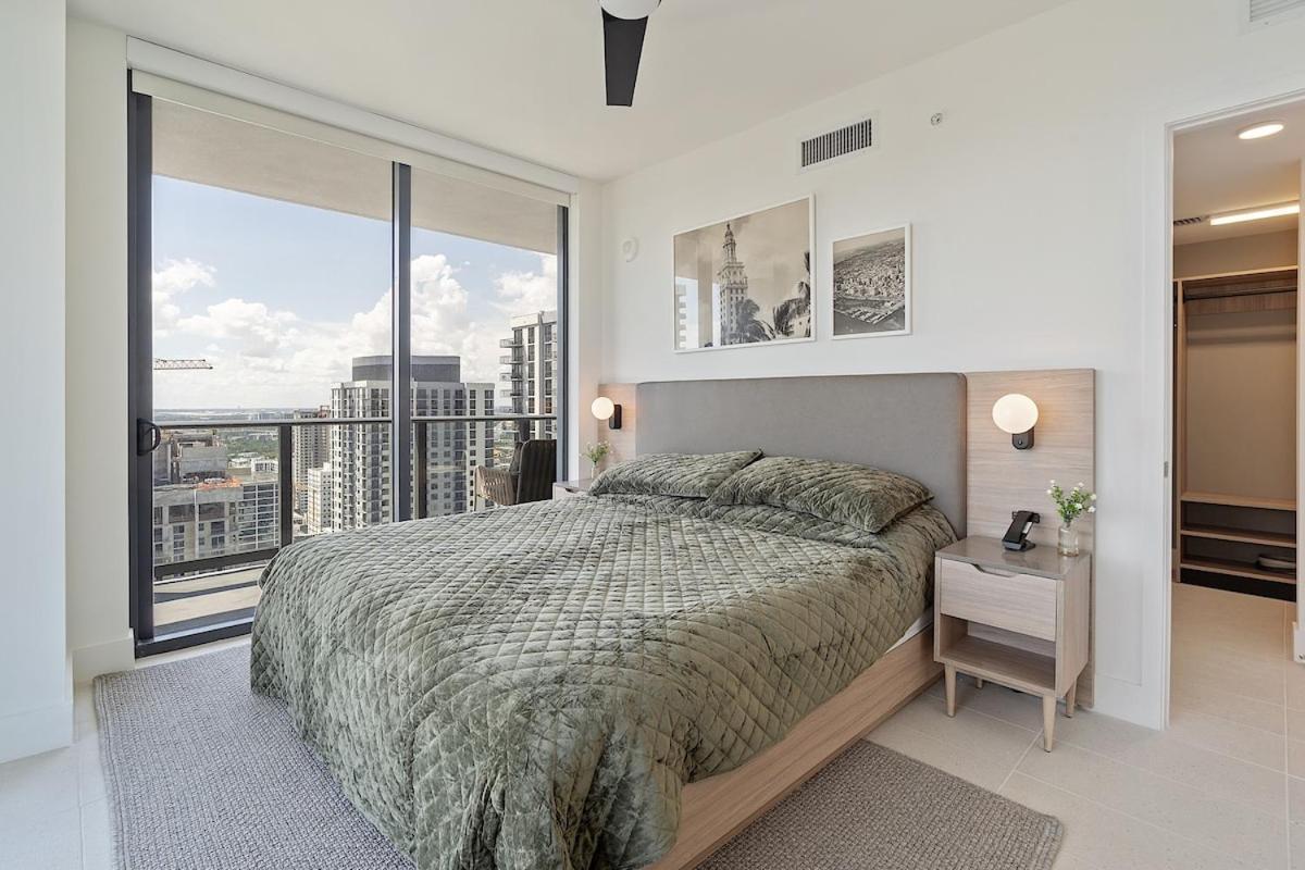 Corner 2bd With City&water Views&best Sunsets Apartment *