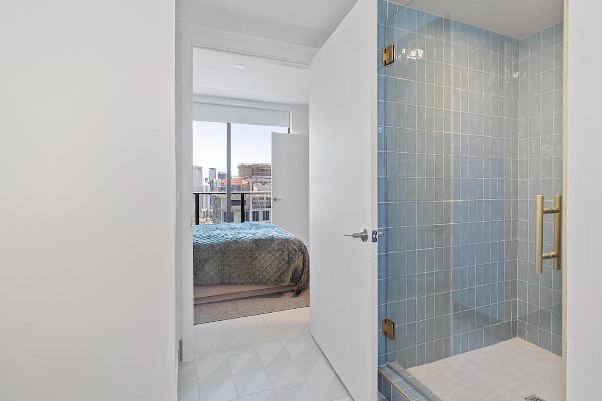 Corner 2bd With City&water Views&best Sunsets Appartement *